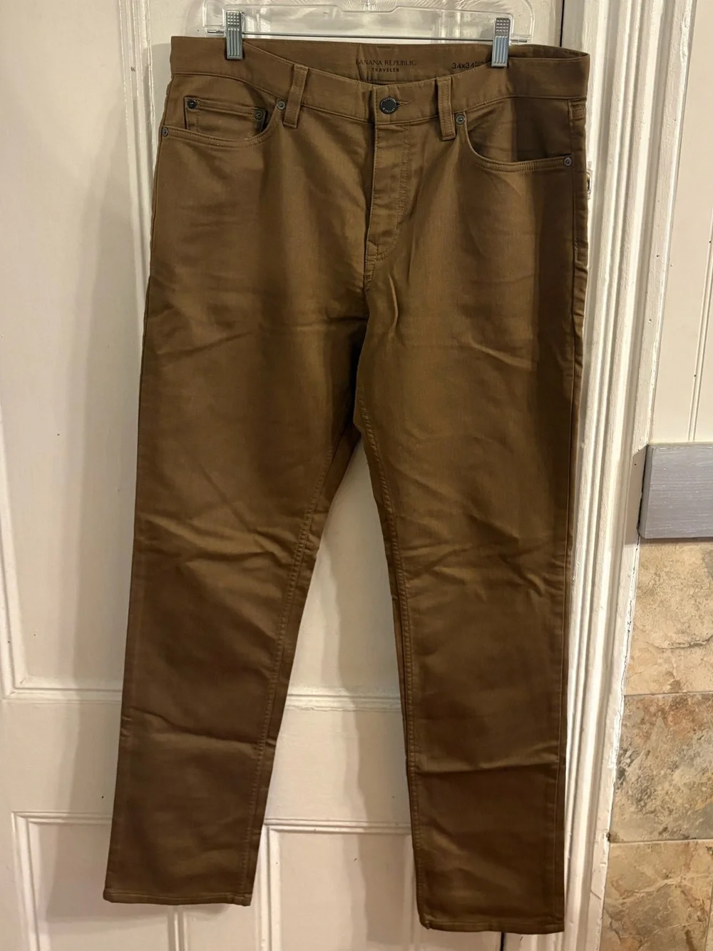 Banana Republic Traveler Pants in Brown